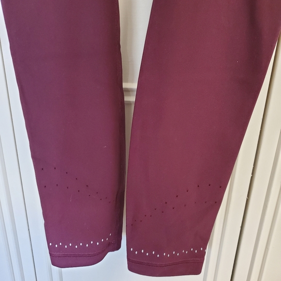 Maroon Lululemon Running Tights - Picture 4 of 9